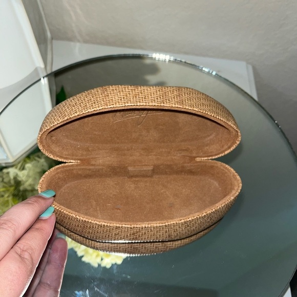 Maui Jim Sunglasses Case, Tan - Picture 6 of 6